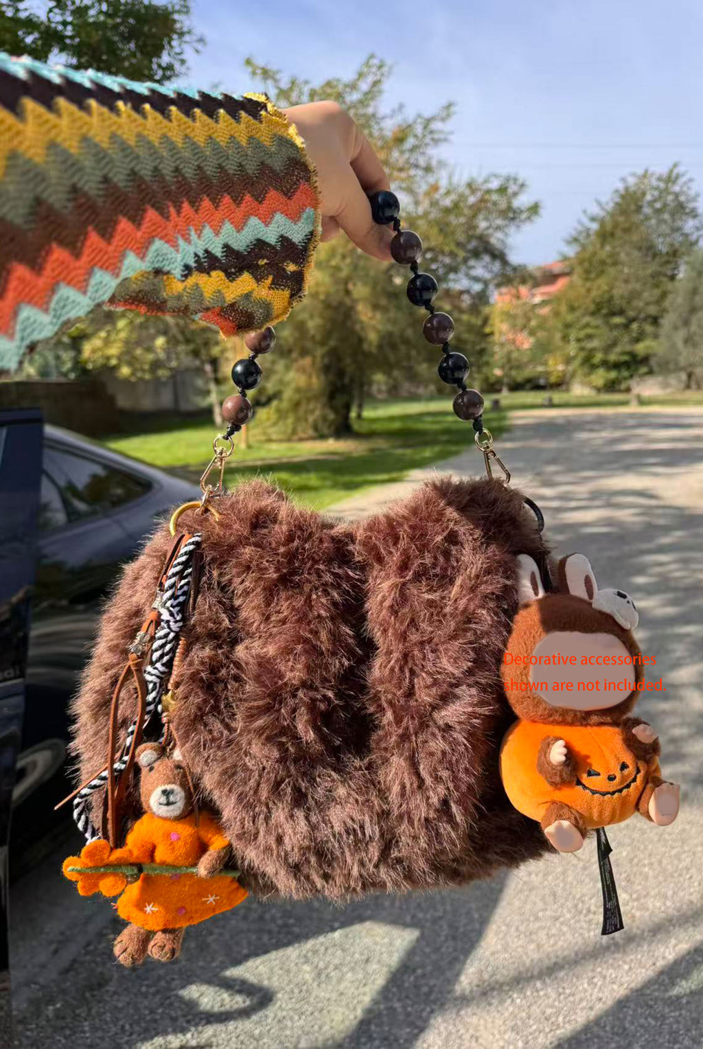 Borsa a tracolla con coulisse e manici in perline Teddy Bouclé