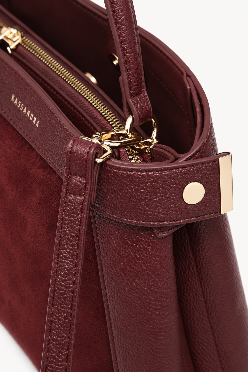 Borsa a mano effetto scamosciato con fascia decorativa