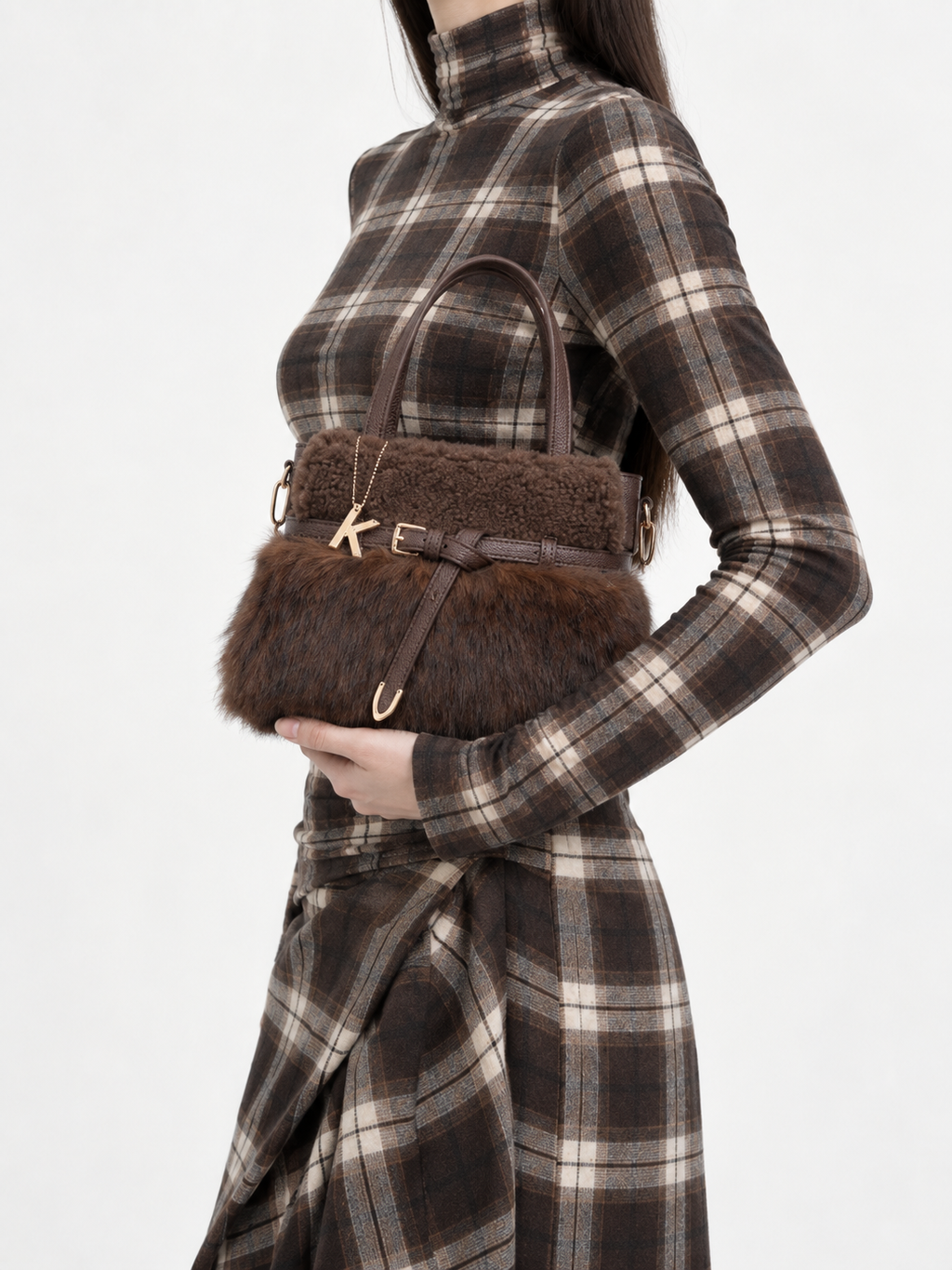 Modella, marrone