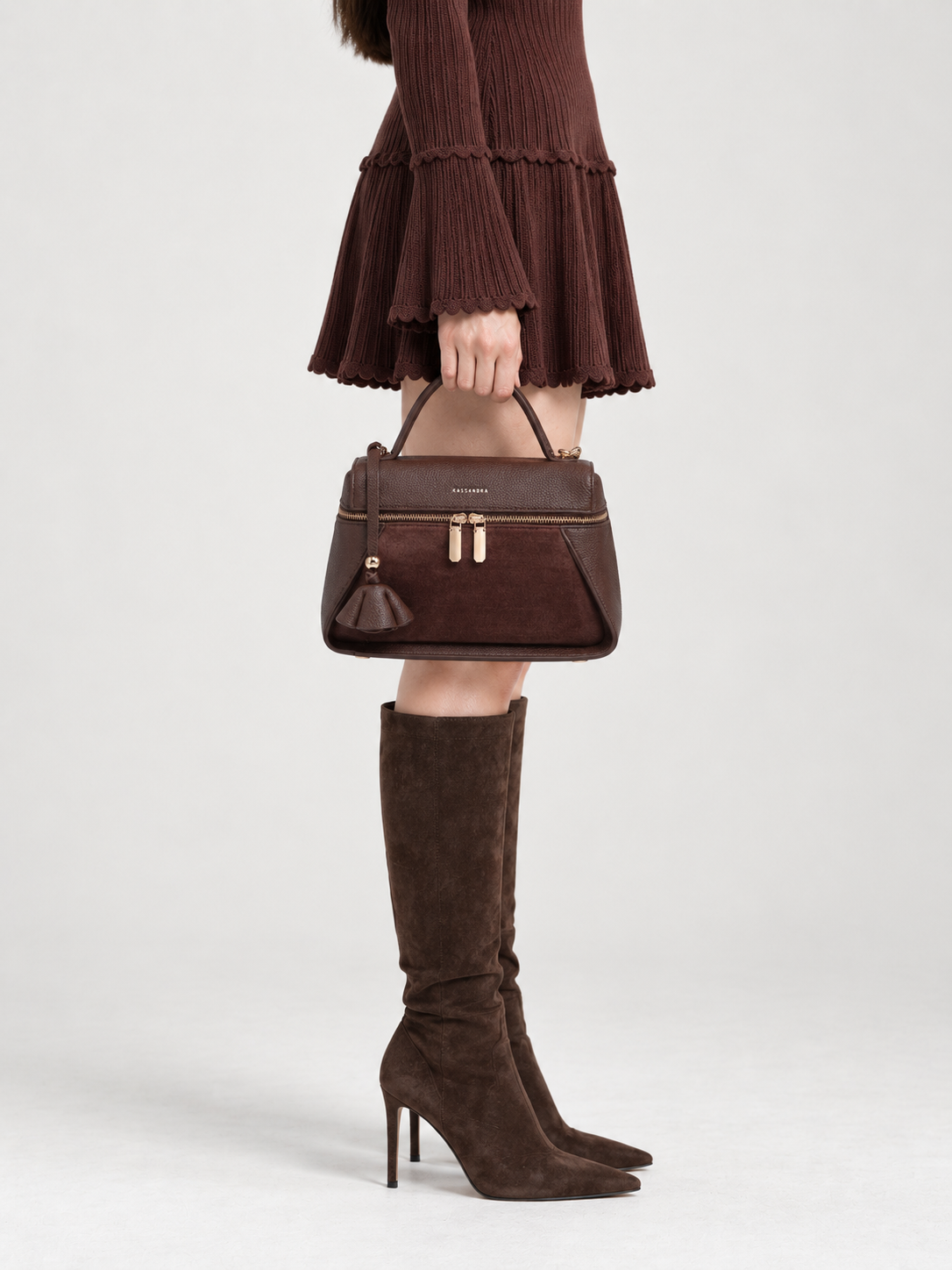 Modella, marrone